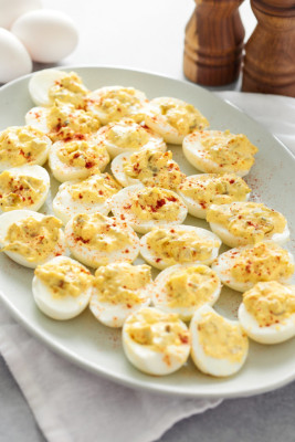 southern-deviled-eggs-recipe-2111-640x960.jpg